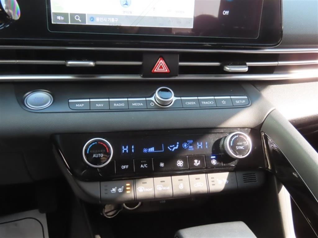 HYUNDAI Avante 2023 Blanco - Importación desde Corea - HF Imports Iquique - Foto 7