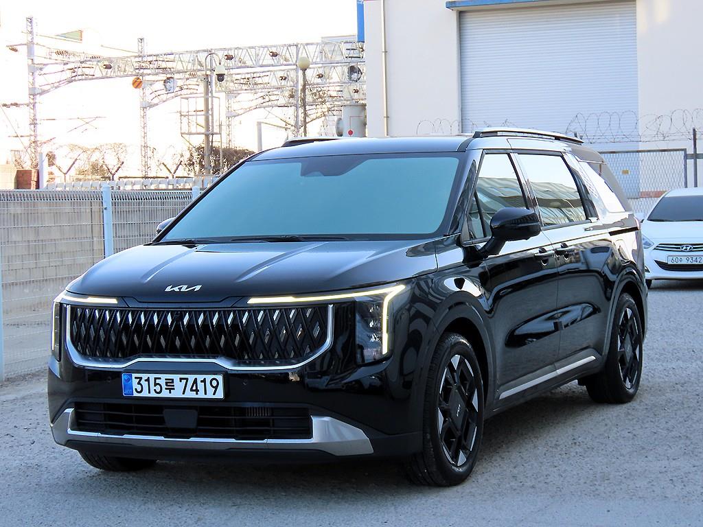 KIA Carnival - Vista 2