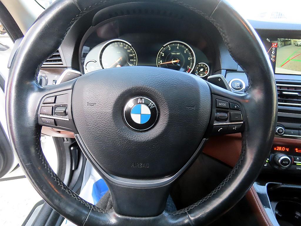 BMW 5 Series - Vista 8