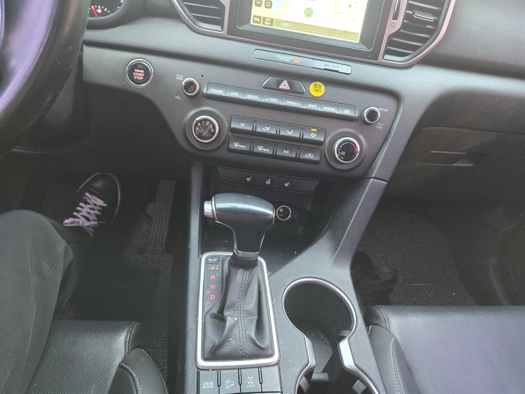 KIA Sportage - Vista 9