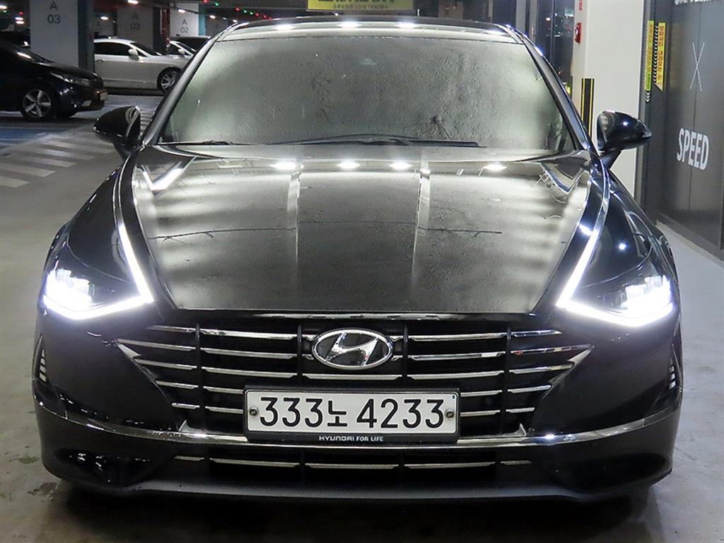 HYUNDAI Sonata - Vista 2