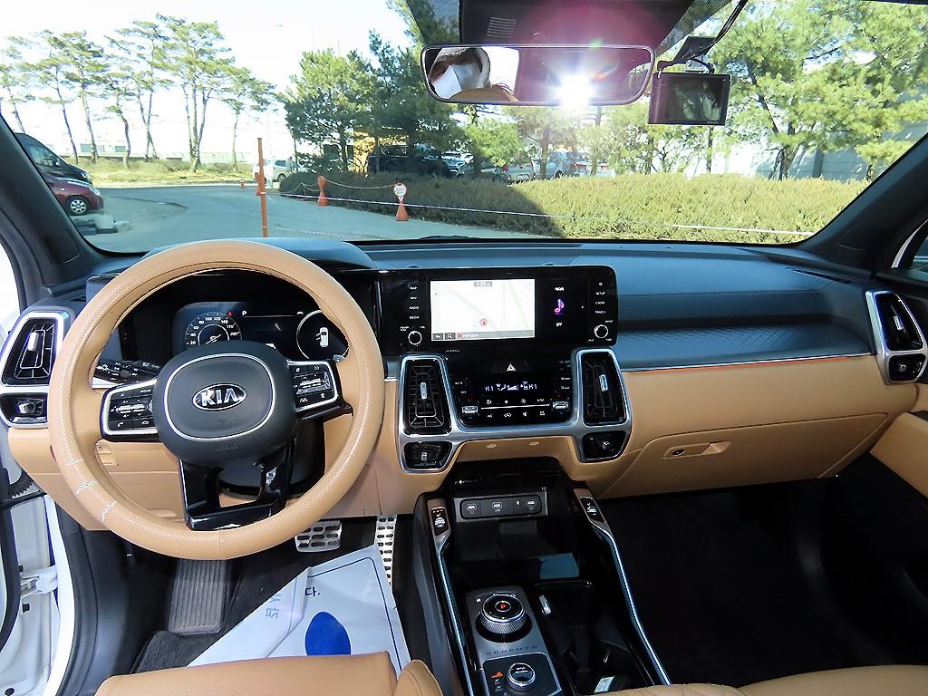 KIA Sorento - Vista 8