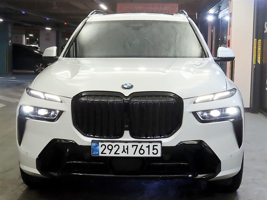 BMW X7 - Vista 2
