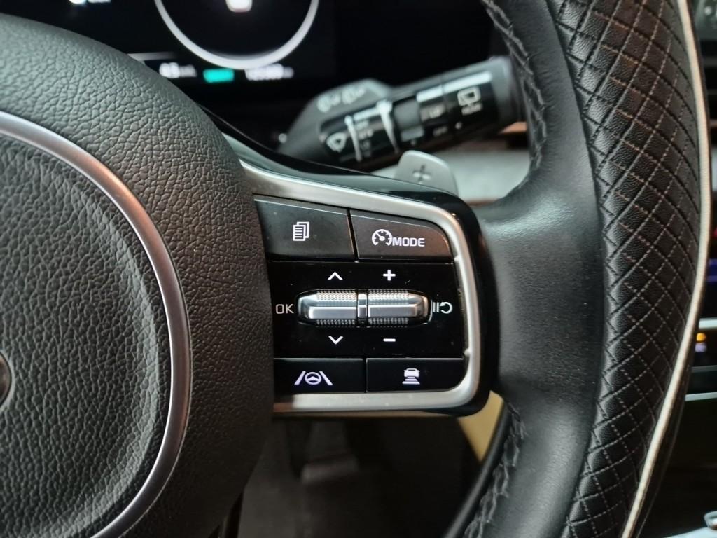 KIA Carnival - Vista 6