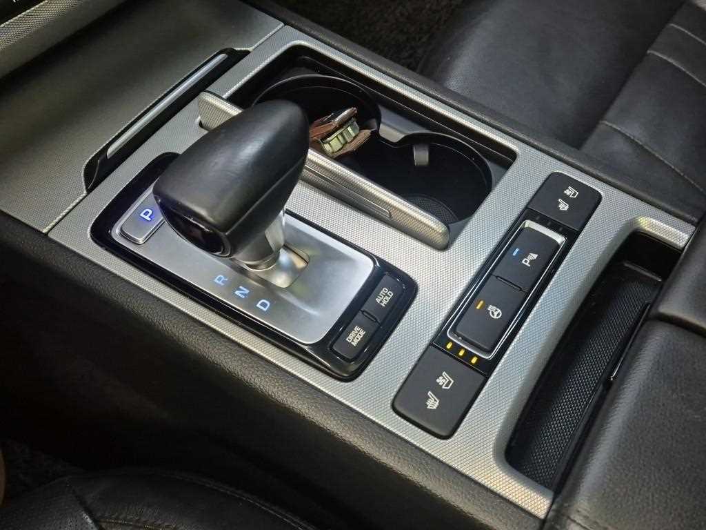 Genesis G80 - Vista 8