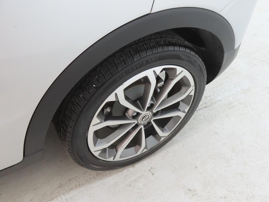 Ssangyong Tivoli 2017 Plateado - Importación desde Corea - HF Imports Iquique - Foto 19