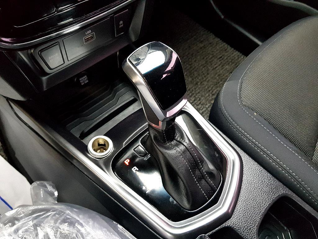 Ssangyong Tivoli 2020 Blanco - Importación desde Corea - HF Imports Iquique - Foto 16