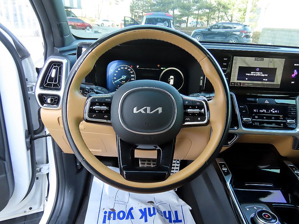 KIA Sorento - Vista 8