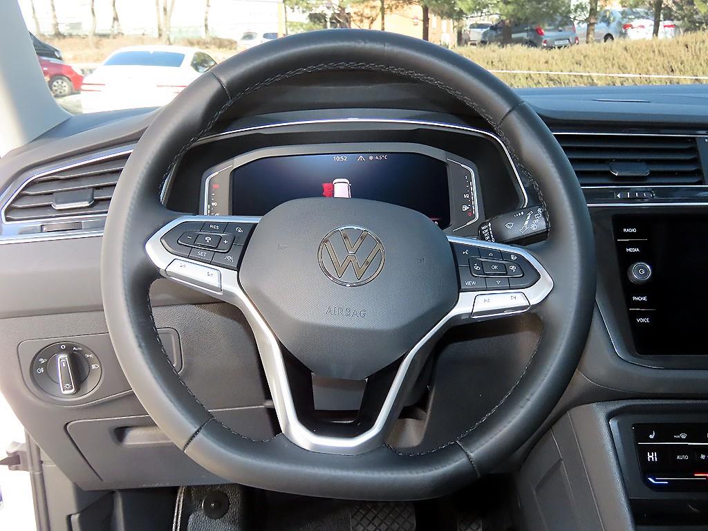 Volkswagen Tiguan - Vista 8