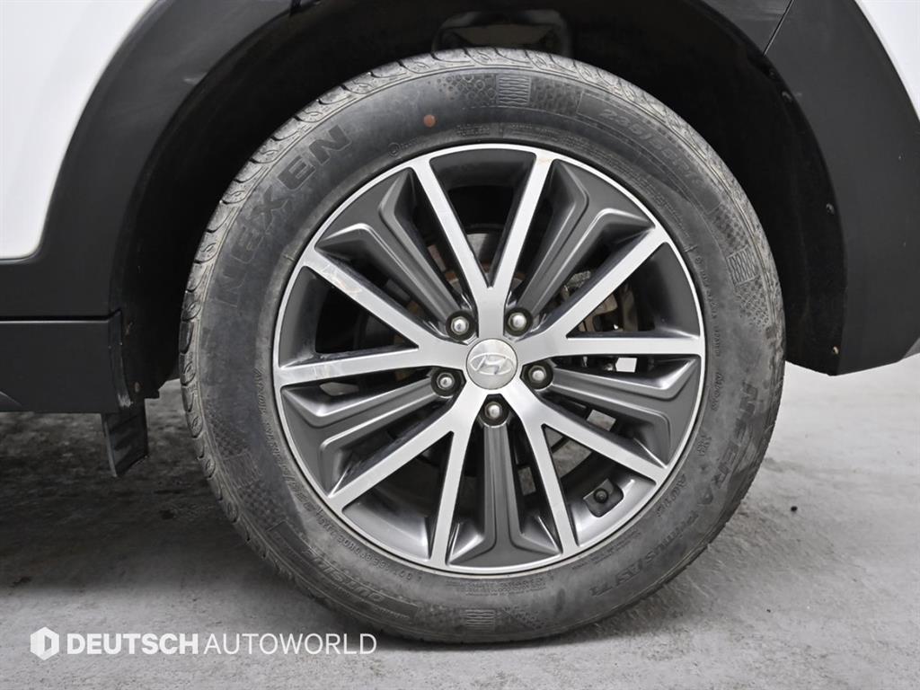 HYUNDAI Tucson - Vista 5