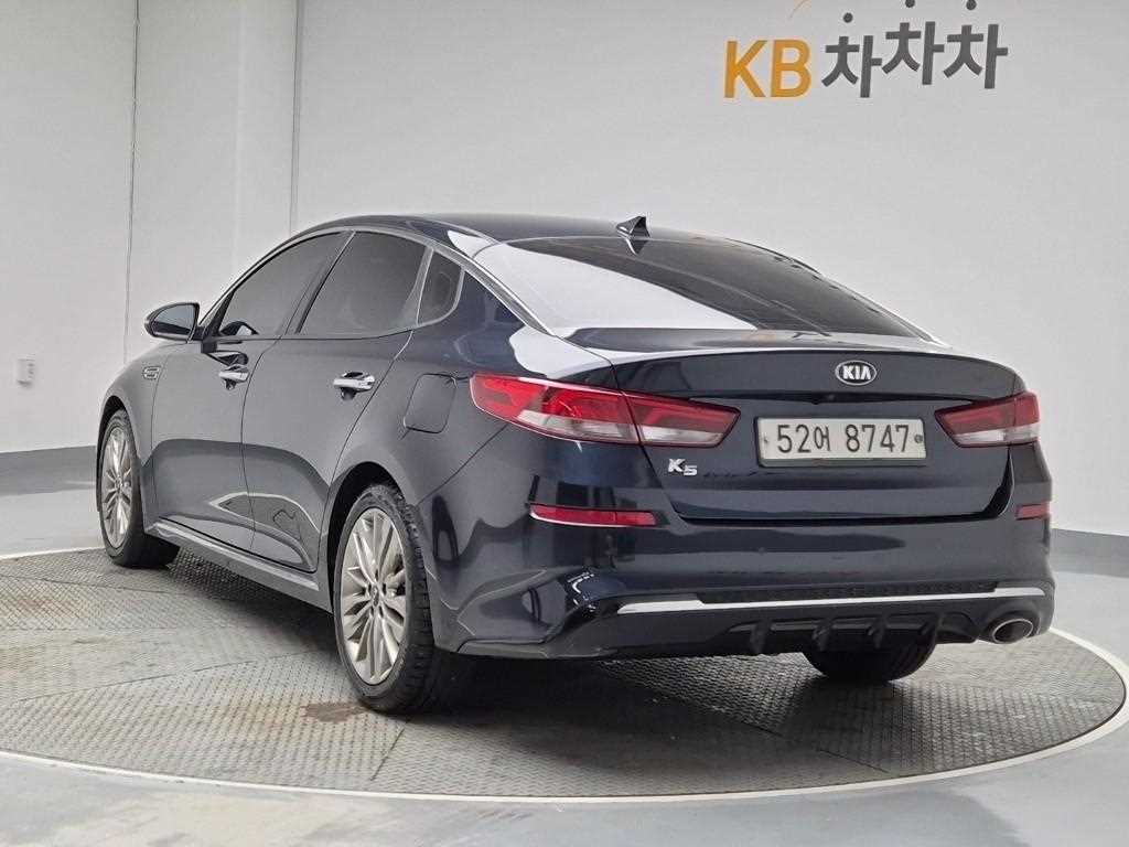 KIA K5 - Vista 2