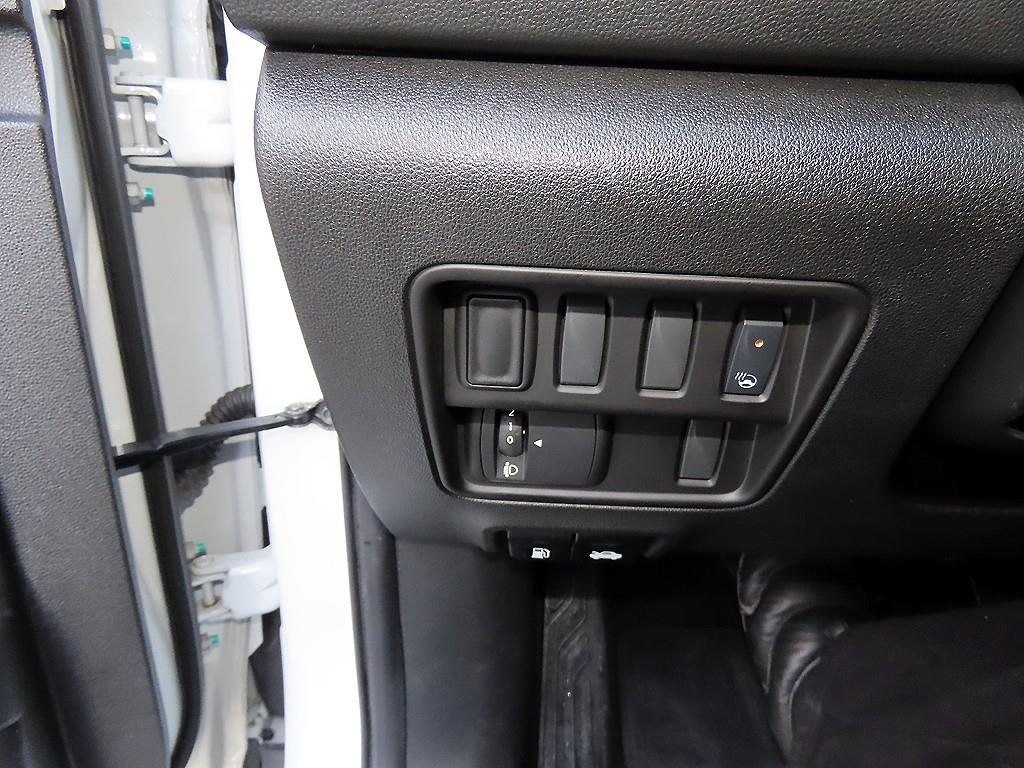 SAMSUNG QM6 - Vista 12