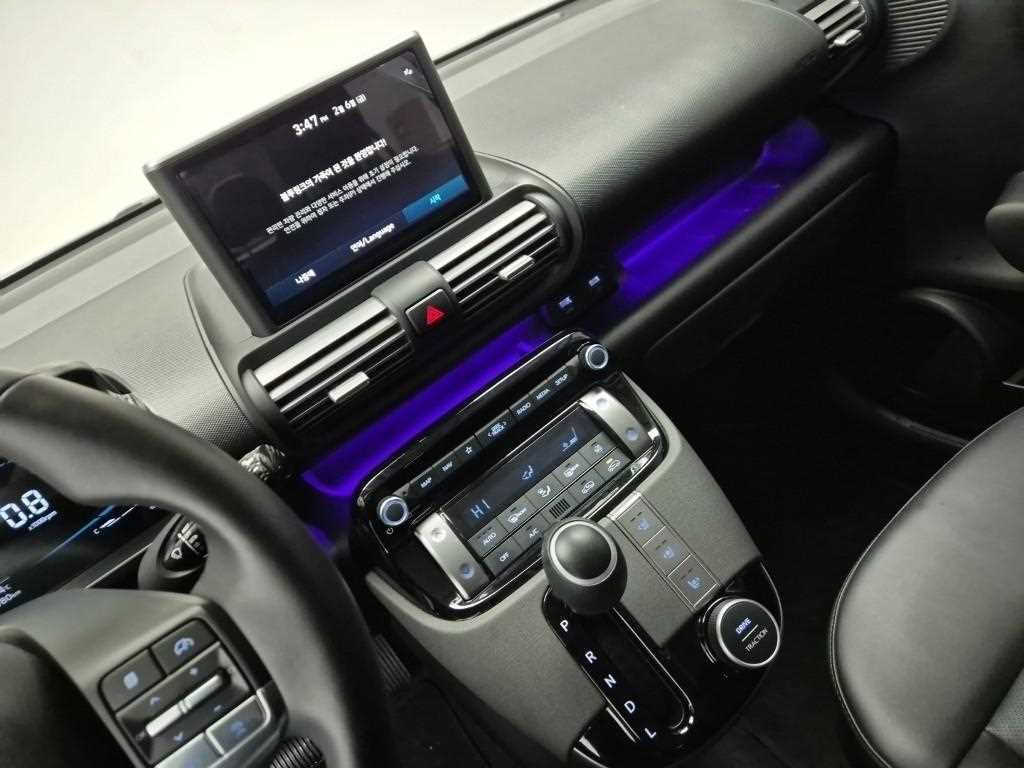 HYUNDAI Casper - Vista 10