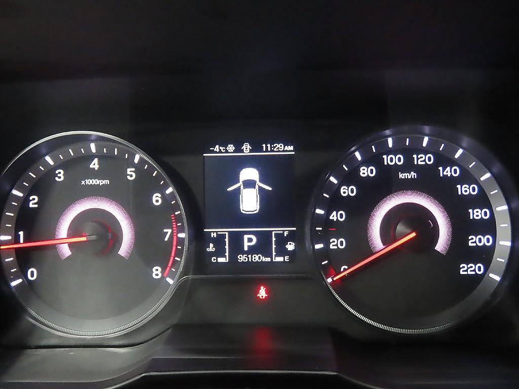 Ssangyong Tivoli - Vista 11