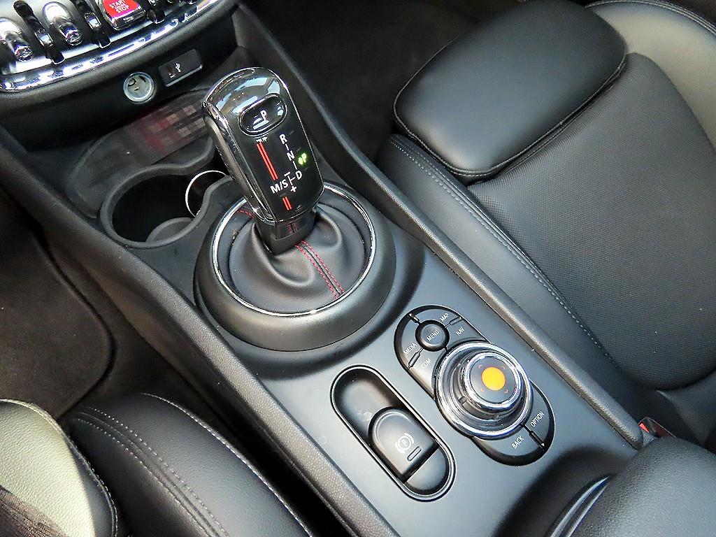 Mini Clubman - Vista 11