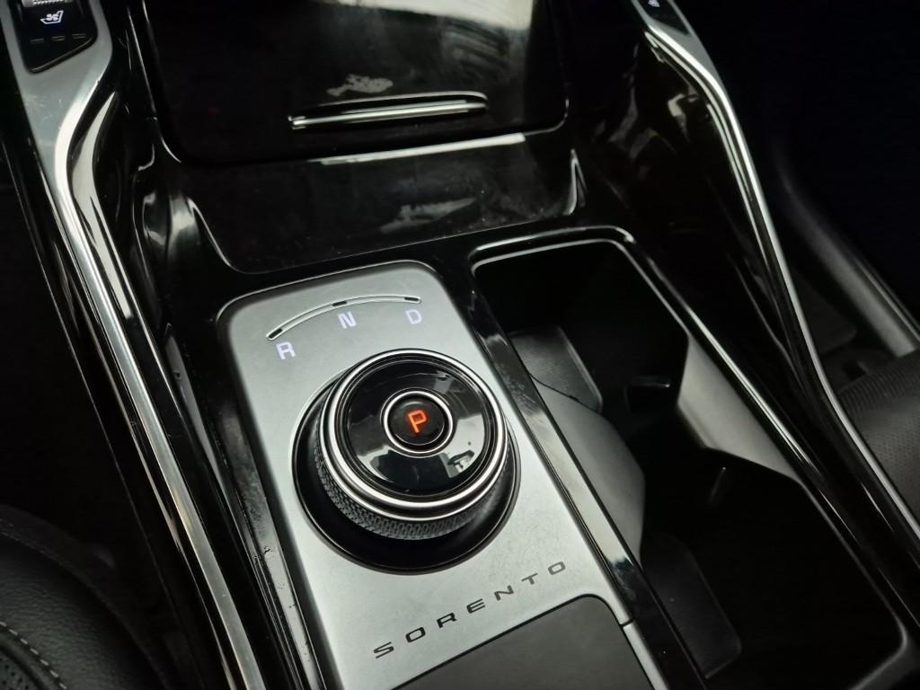 KIA Sorento - Vista 8