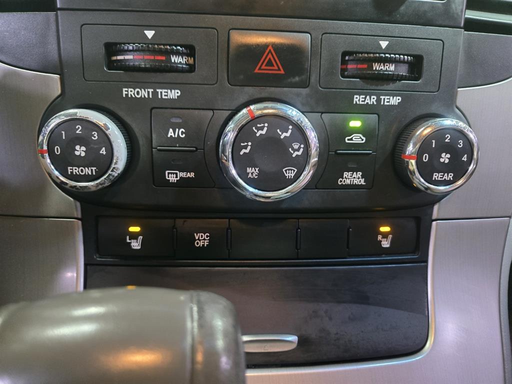 KIA Carnival - Vista 12