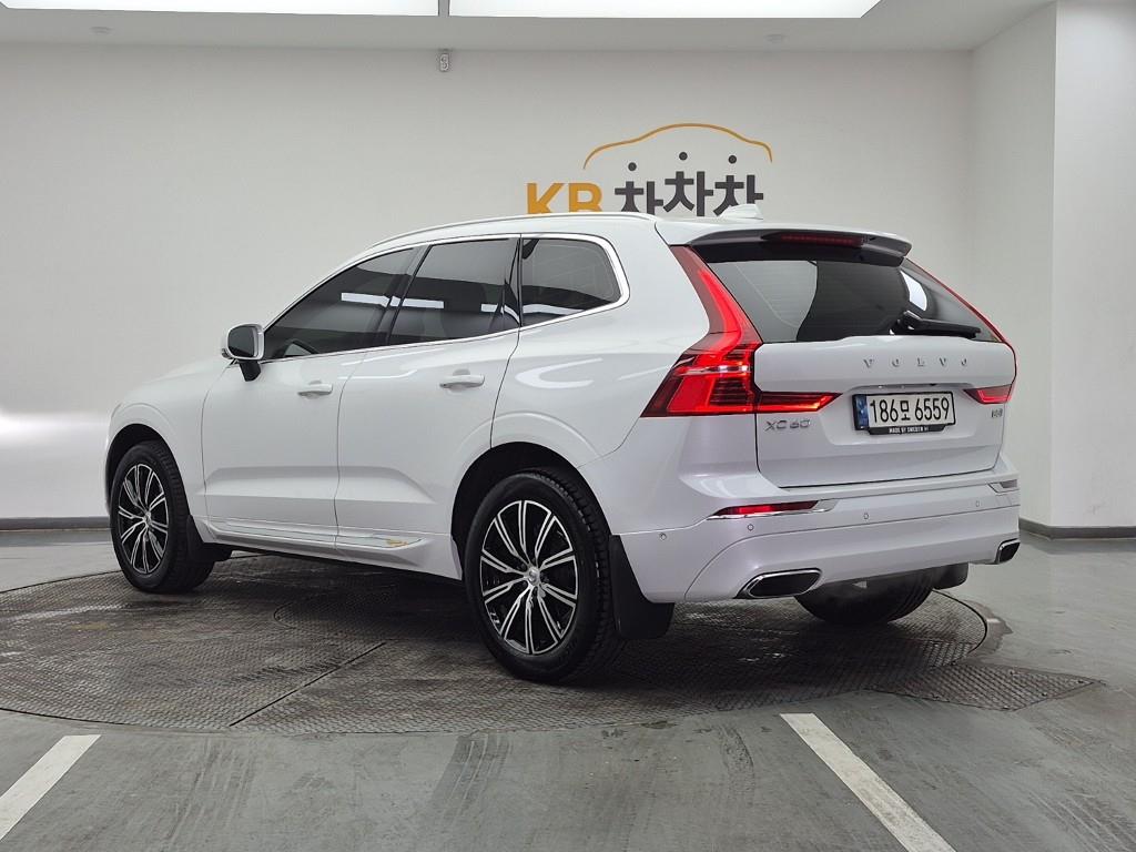 Volvo XC60 - Vista 3