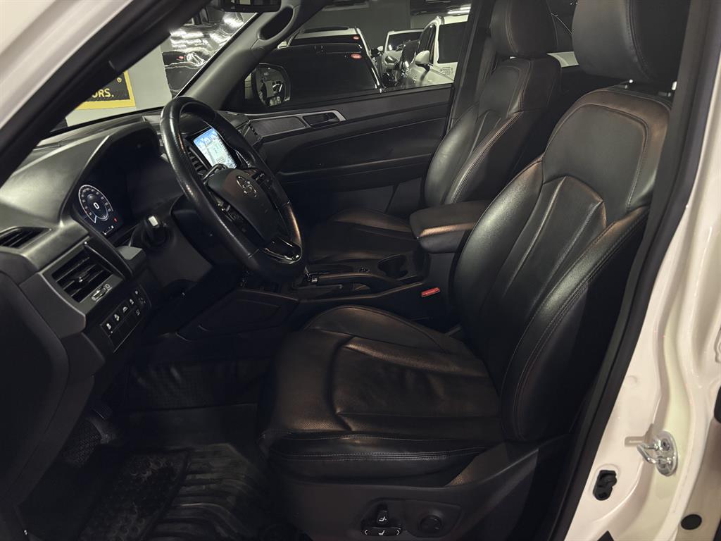 Ssangyong Rexton - Vista 9