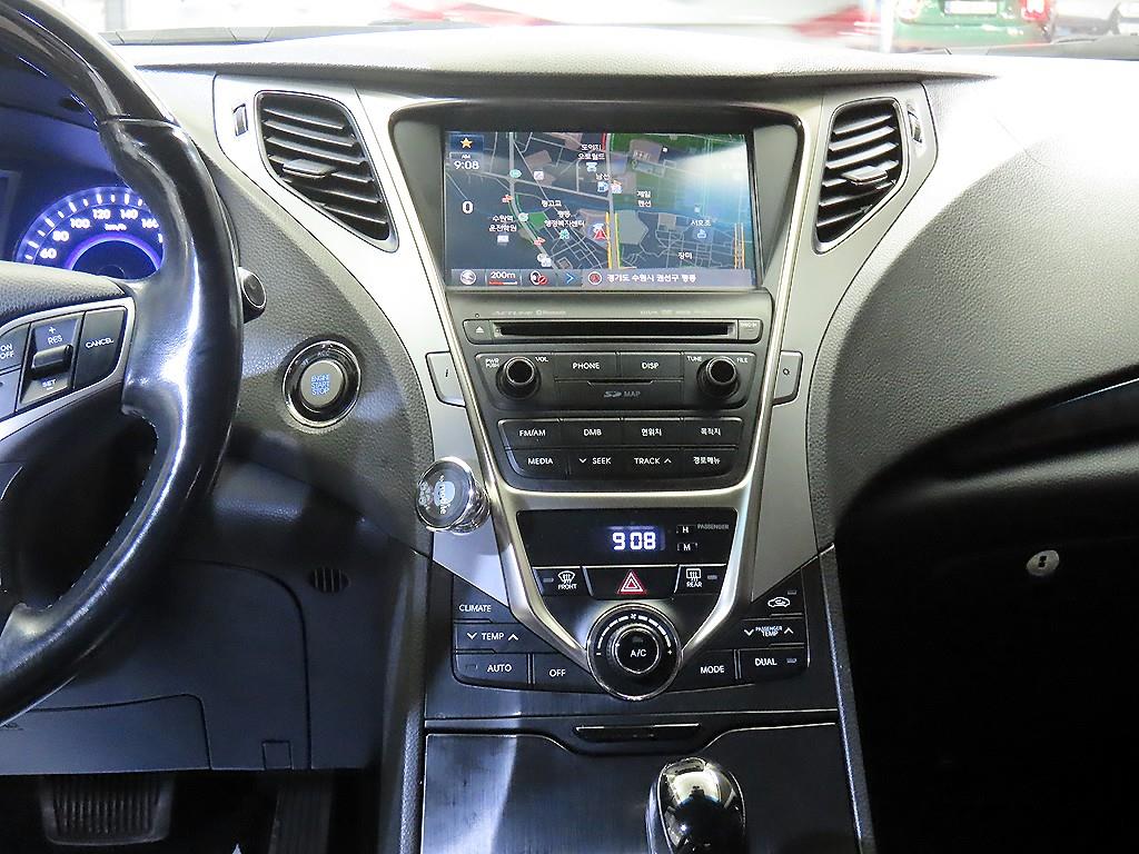 HYUNDAI Grandeur - Vista 11