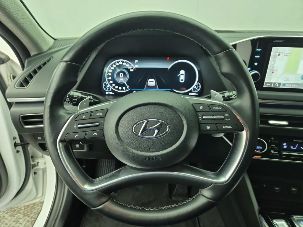 HYUNDAI Sonata - Vista 9