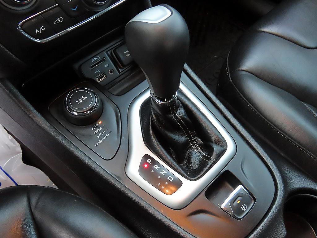 Jeep Cherokee - Vista 10