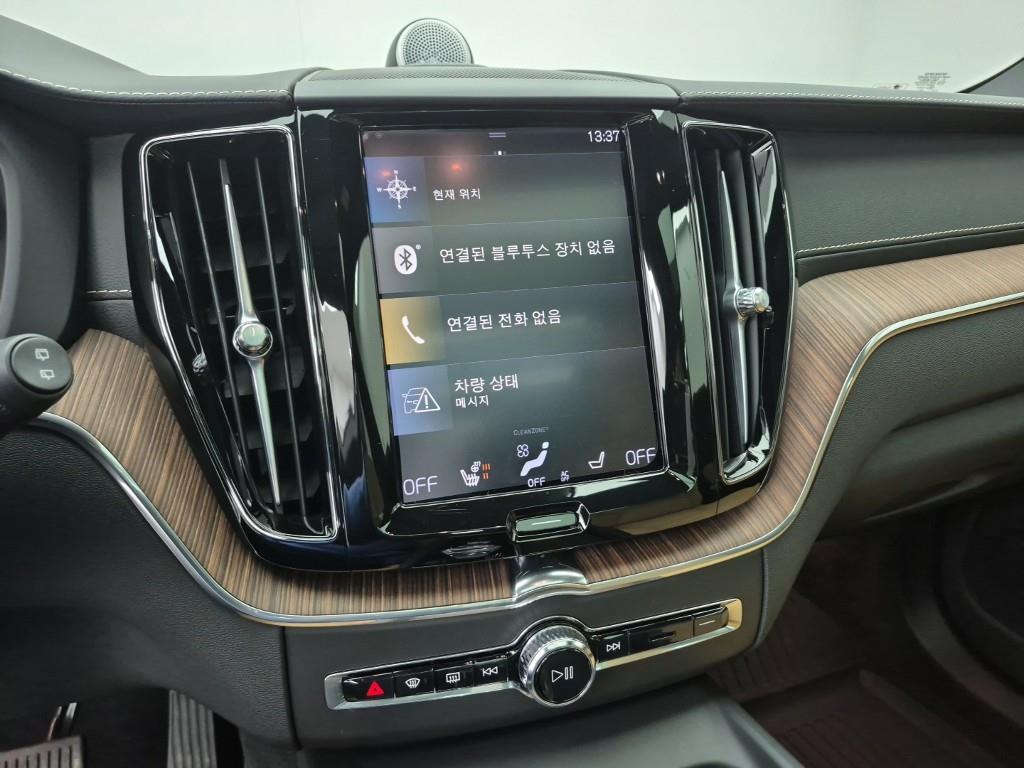 Volvo XC60 - Vista 10