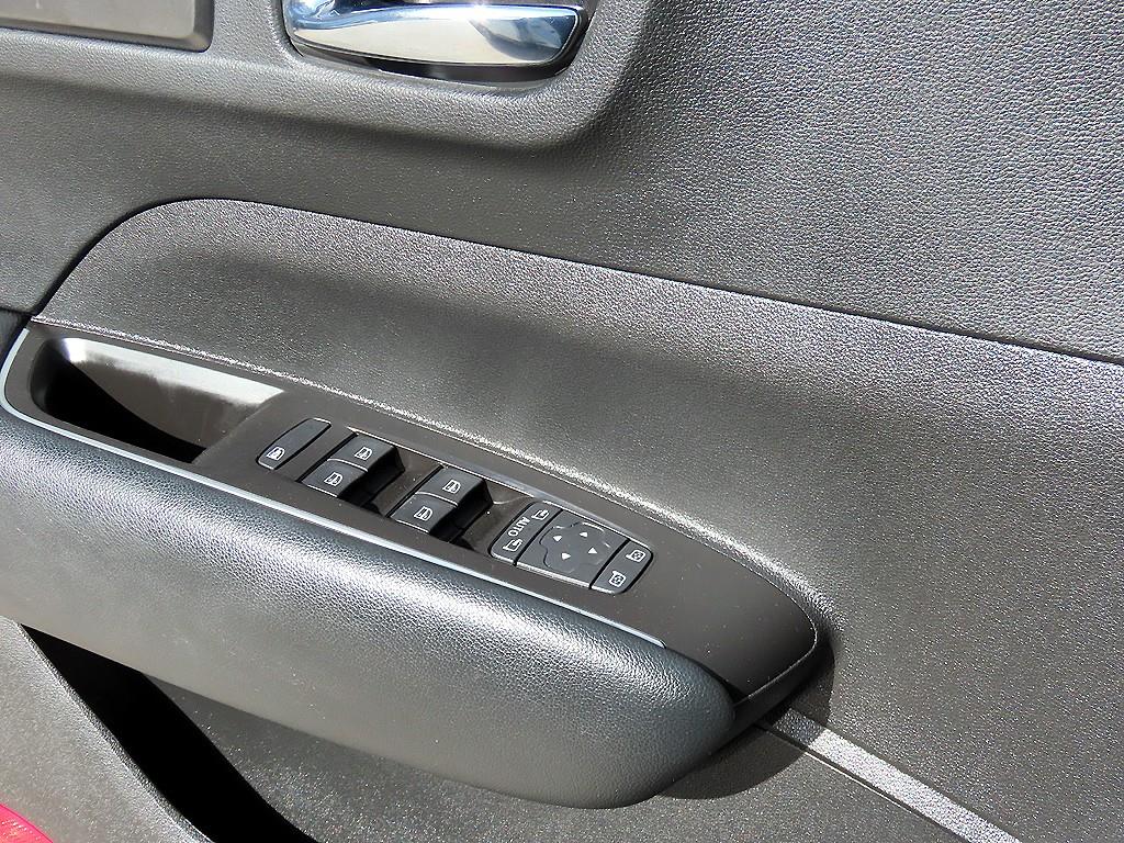 SAMSUNG QM6 - Vista 11