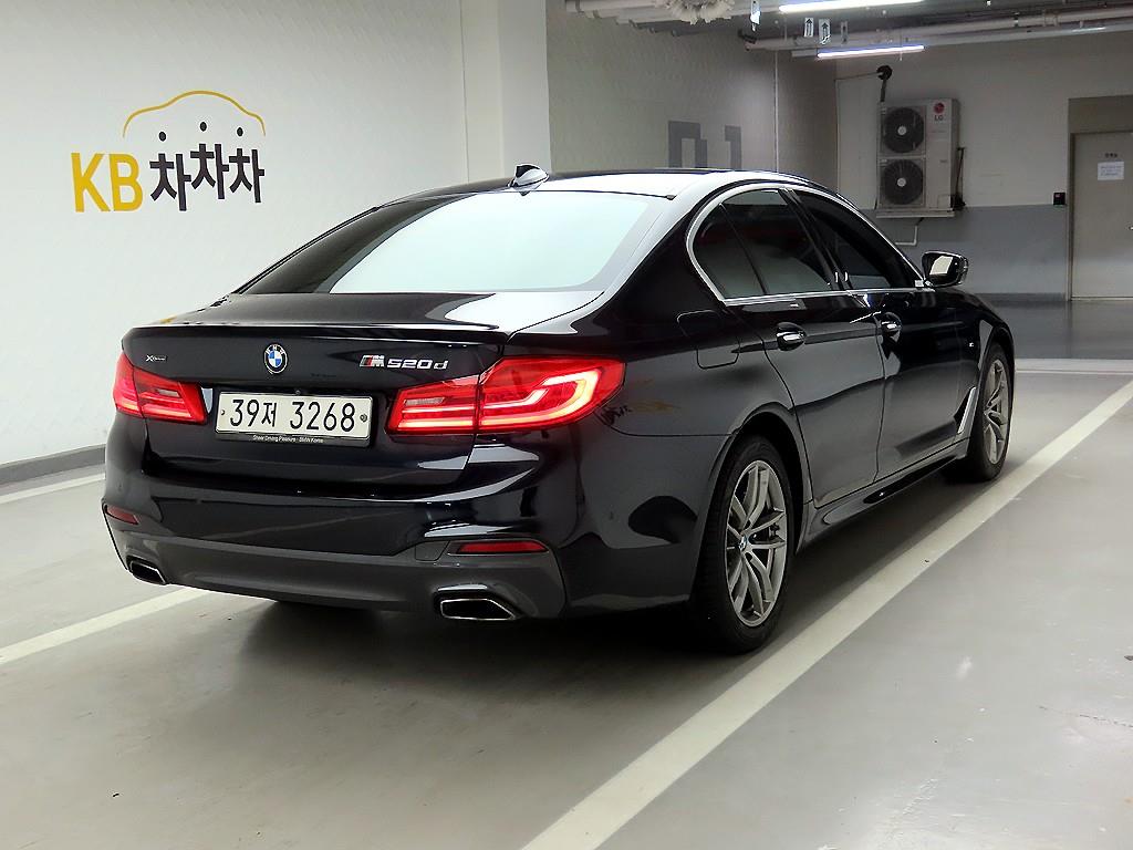BMW 5 Series - Vista 4