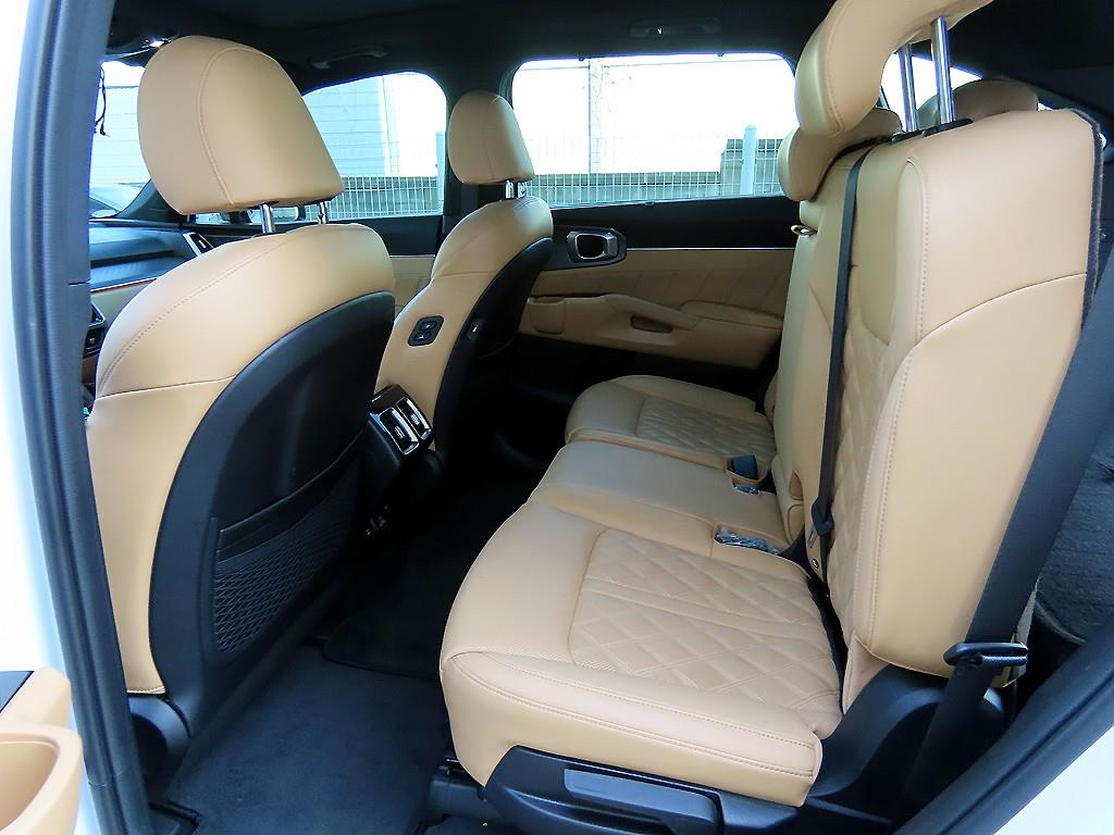 KIA Sorento - Vista 6