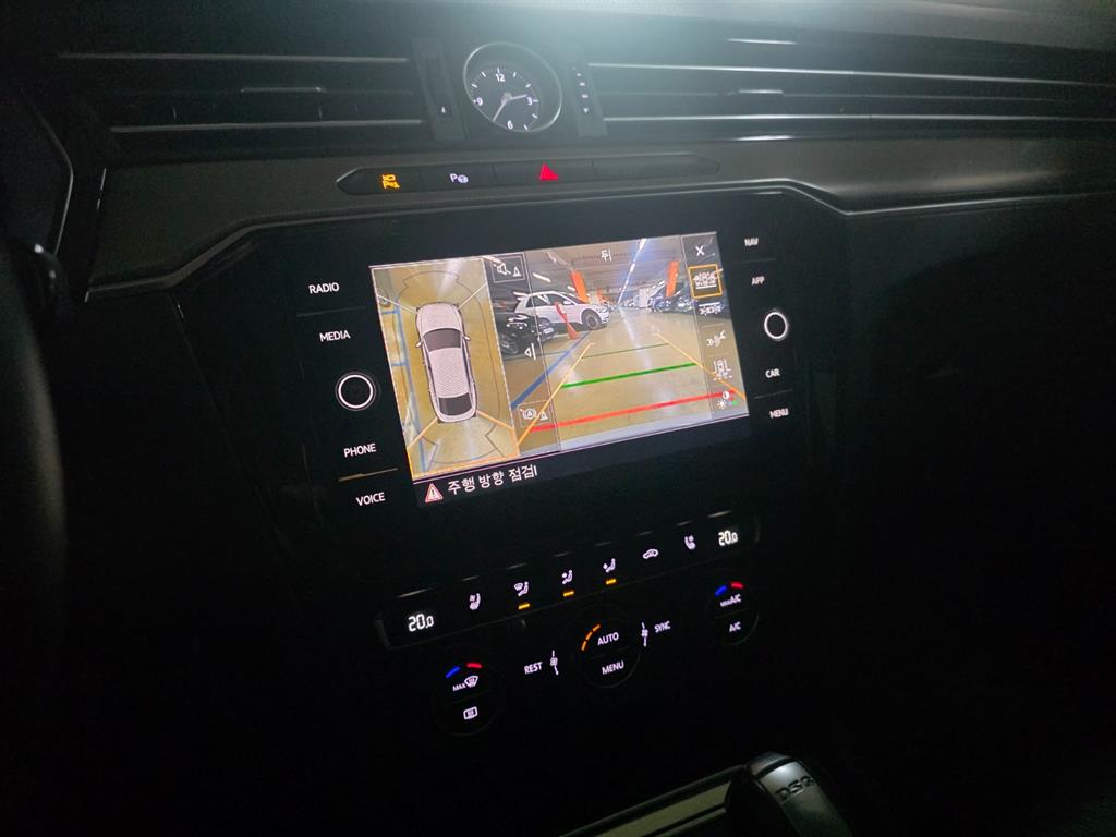 Volkswagen Arteon - Vista 6