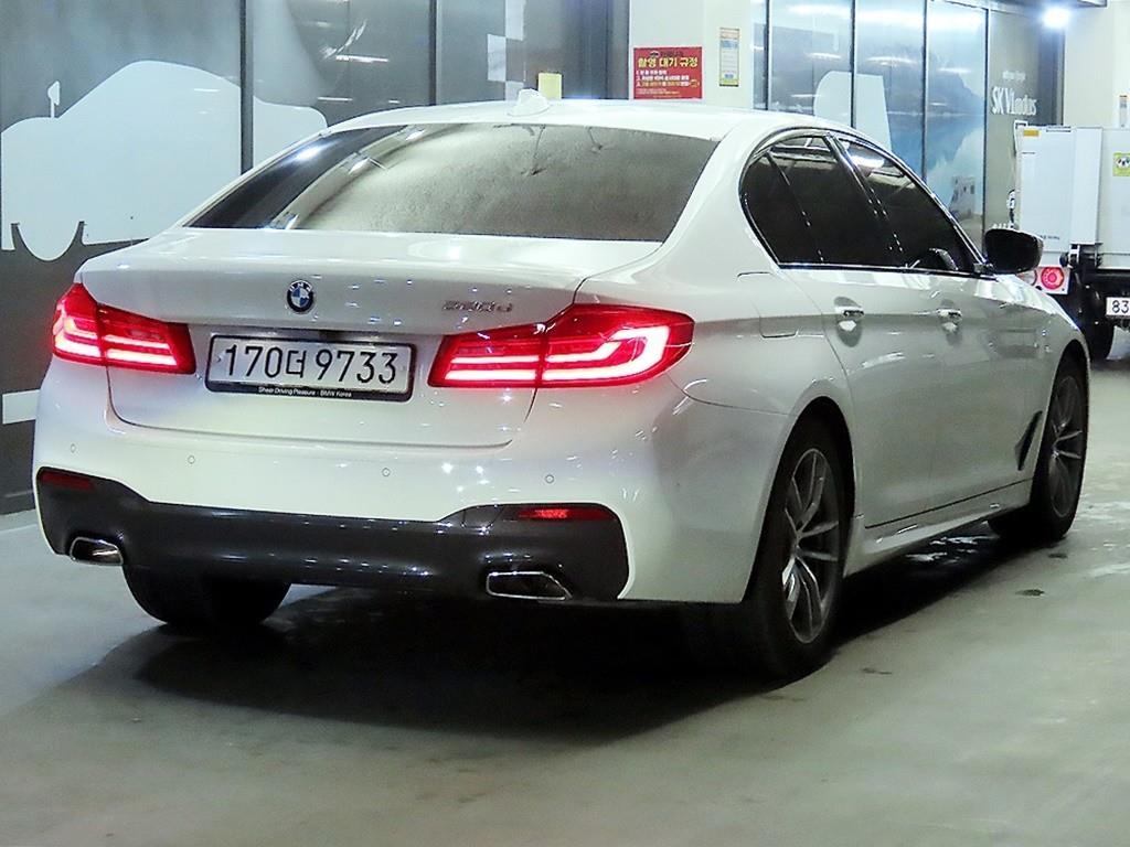 BMW 5 Series - Vista 4