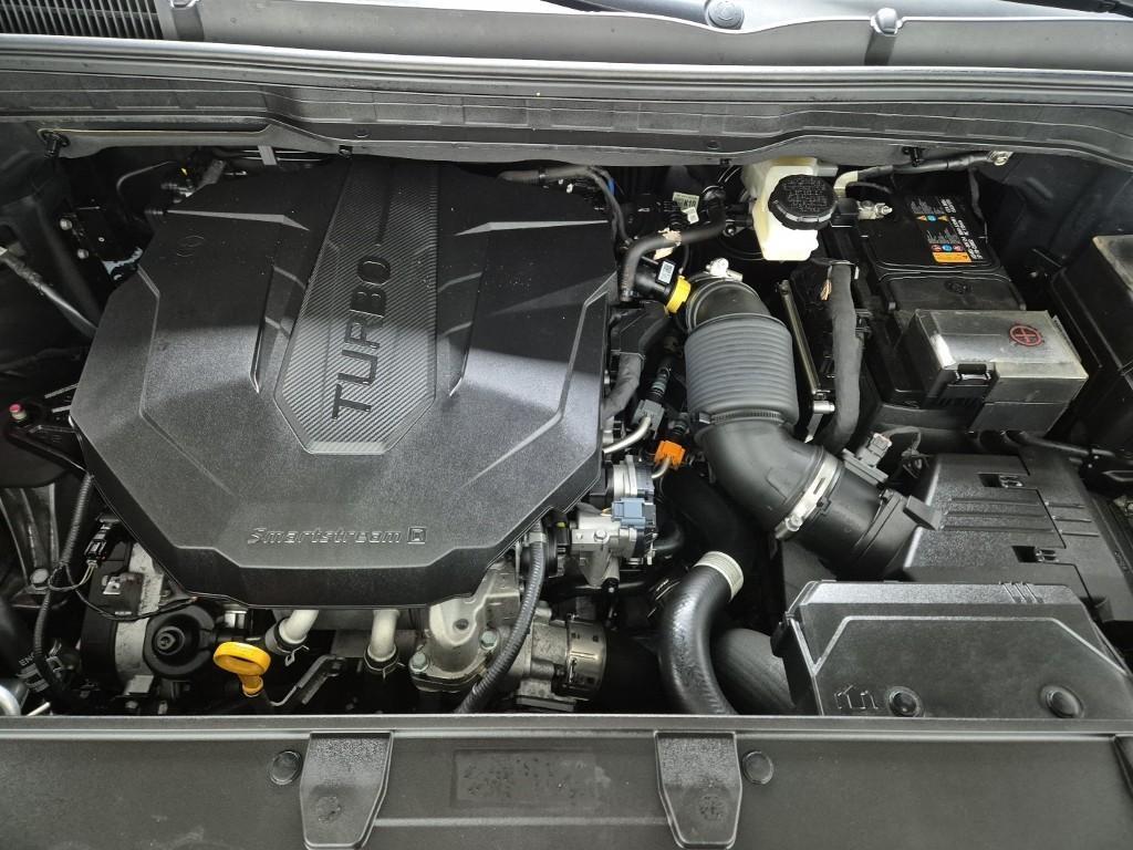 KIA Carnival - Vista 5