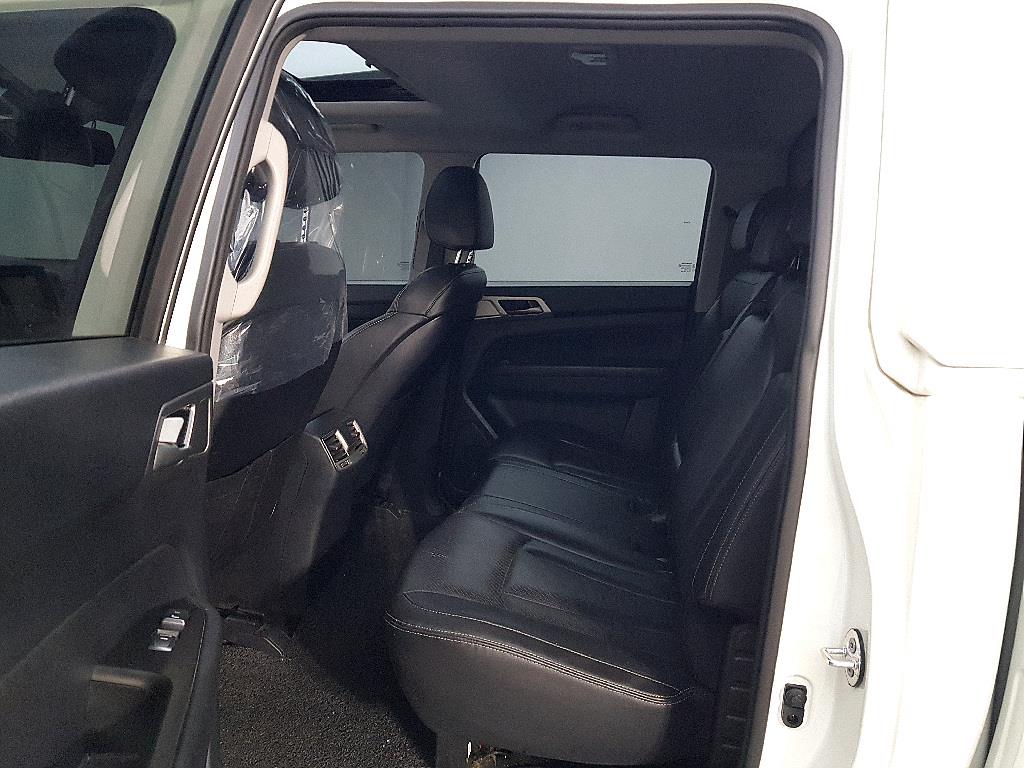 Ssangyong Rexton - Vista 9