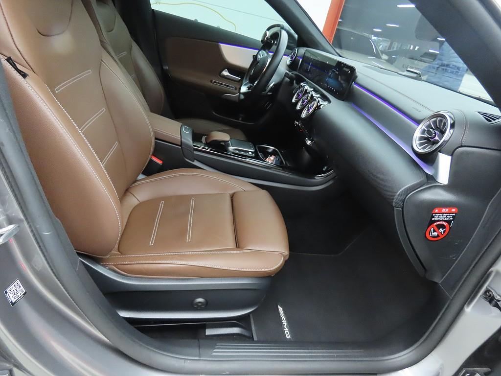 Mercedes Benz CLA Class - Vista 10