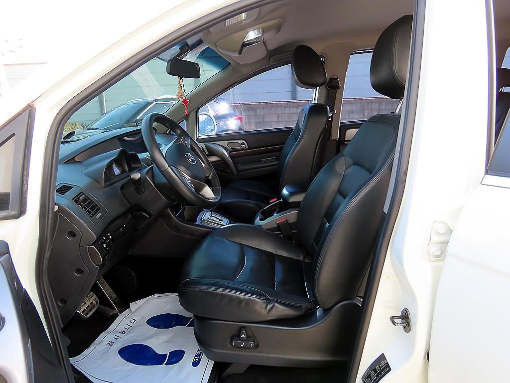 Ssangyong Korando - Vista 5