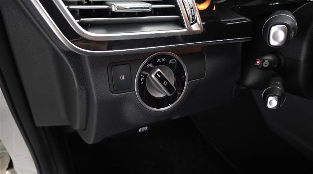 Mercedes Benz E class 2014 Blanco - Importación desde Corea - HF Imports Iquique - Foto 16