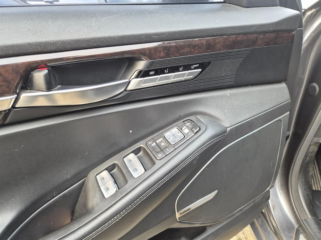 Genesis EQ900 2016 Gris - Importación desde Corea - HF Imports Iquique - Foto 16