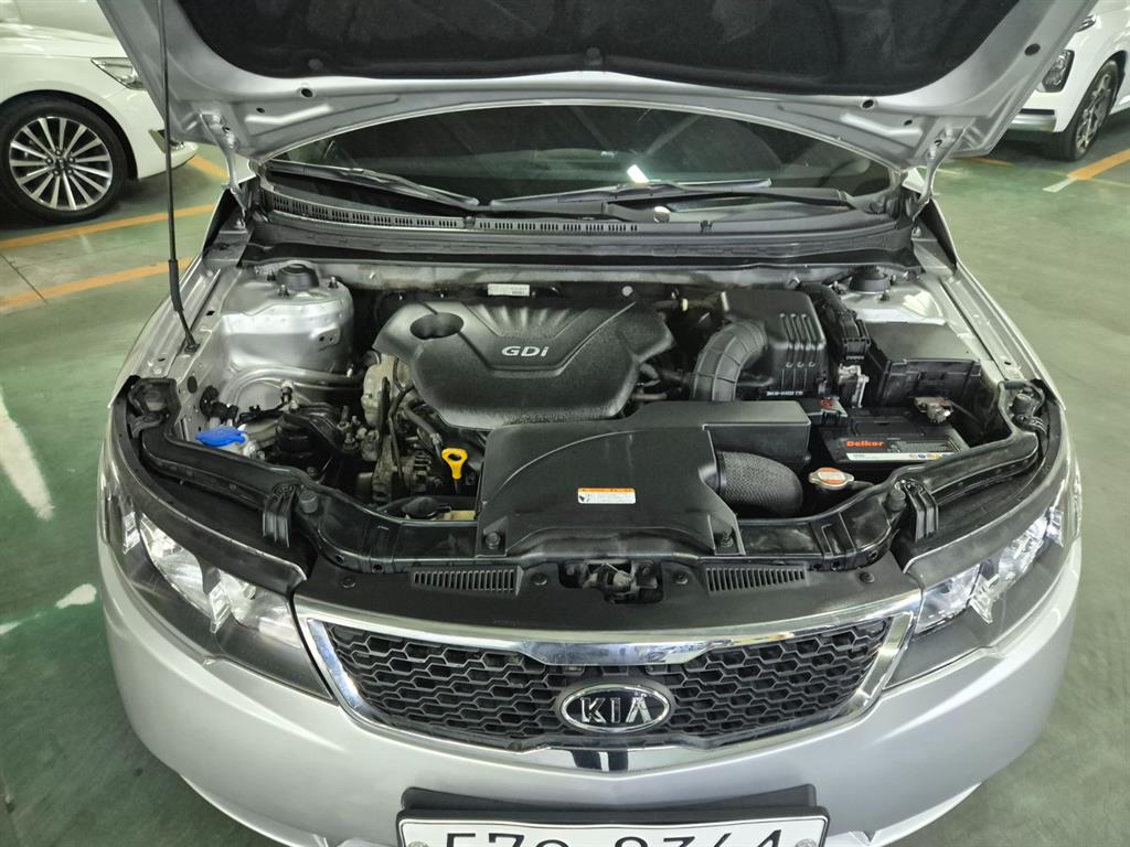 KIA Forte - Vista 3