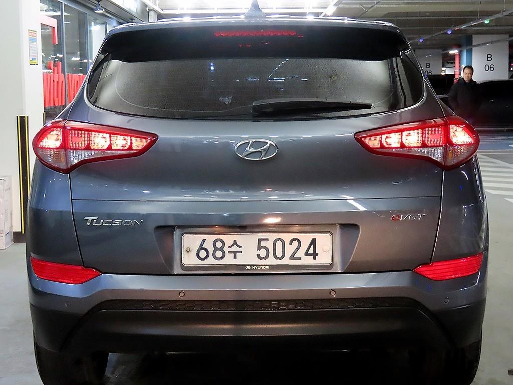 HYUNDAI Tucson - Vista 5
