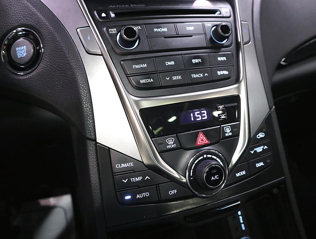 HYUNDAI Grandeur 2014 Negro - Importación desde Corea - HF Imports Iquique - Foto 13