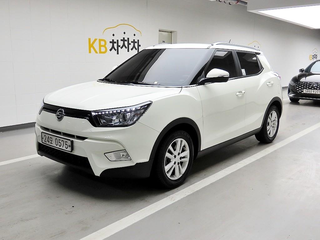 Ssangyong Tivoli - Vista 2