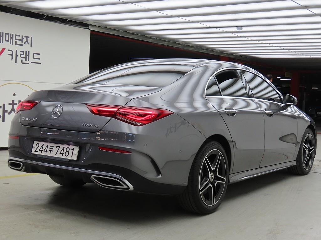 Mercedes Benz CLA Class - Vista 3