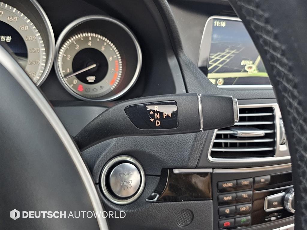 Mercedes Benz E class - Vista 9