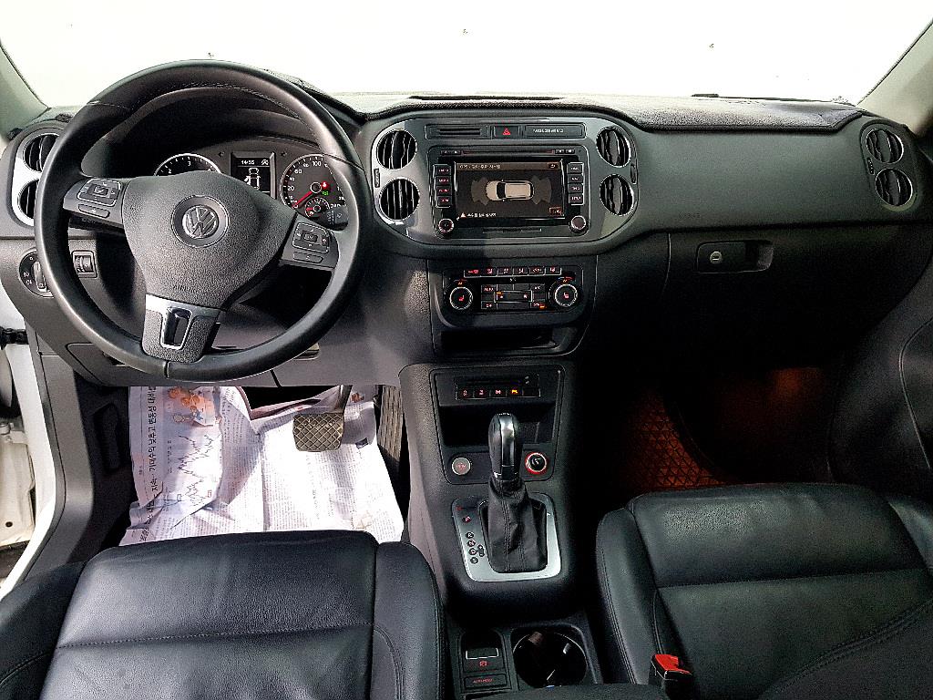 Volkswagen Tiguan - Vista 5