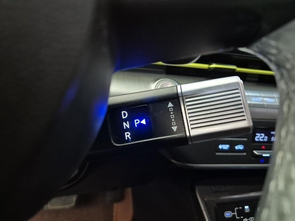 HYUNDAI Kona - Vista 8