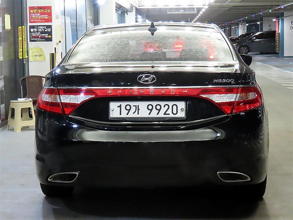 HYUNDAI Grandeur - Vista 5