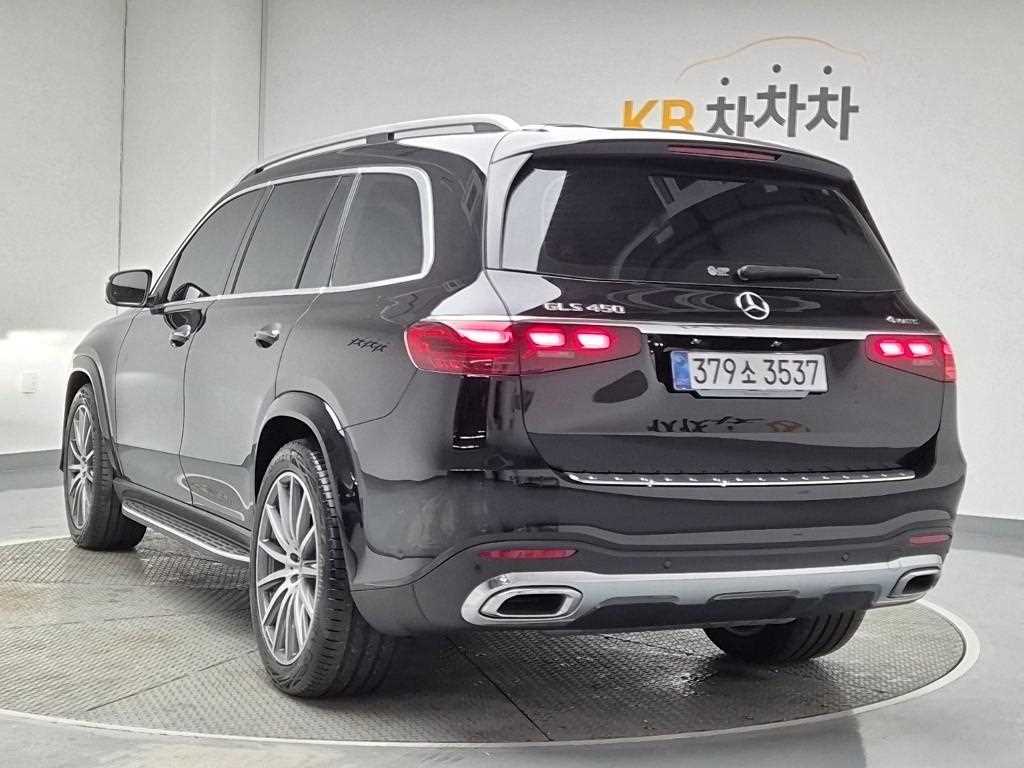 Mercedes Benz GLS Class - Vista 2