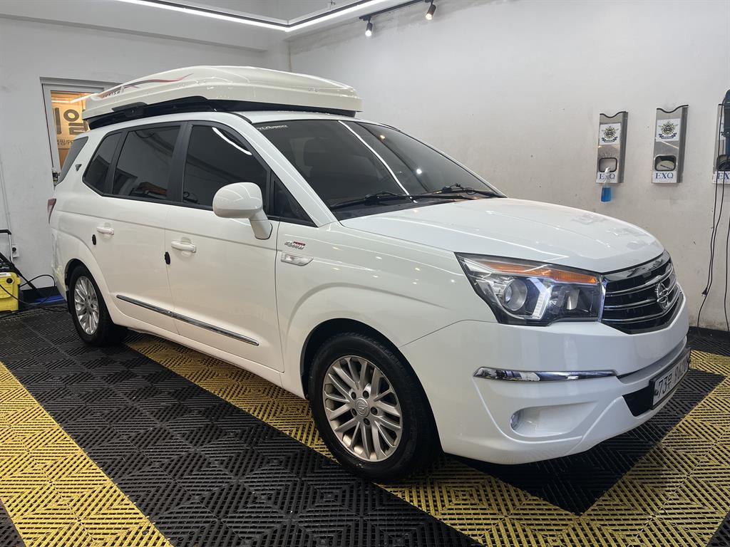 Ssangyong Korando - Vista 3
