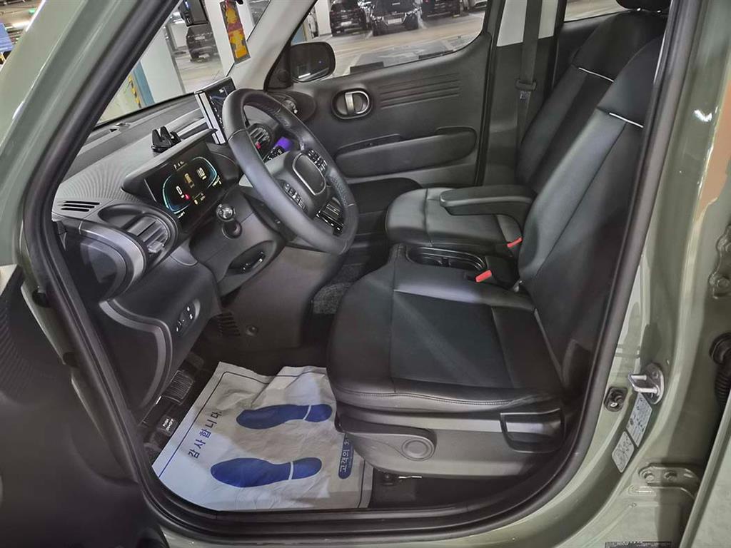 HYUNDAI Casper - Vista 6